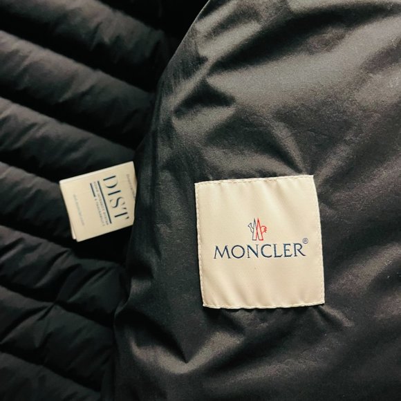 Moncler Barral Giubbotto Jacket - Size 3 - Picture 7 of 13